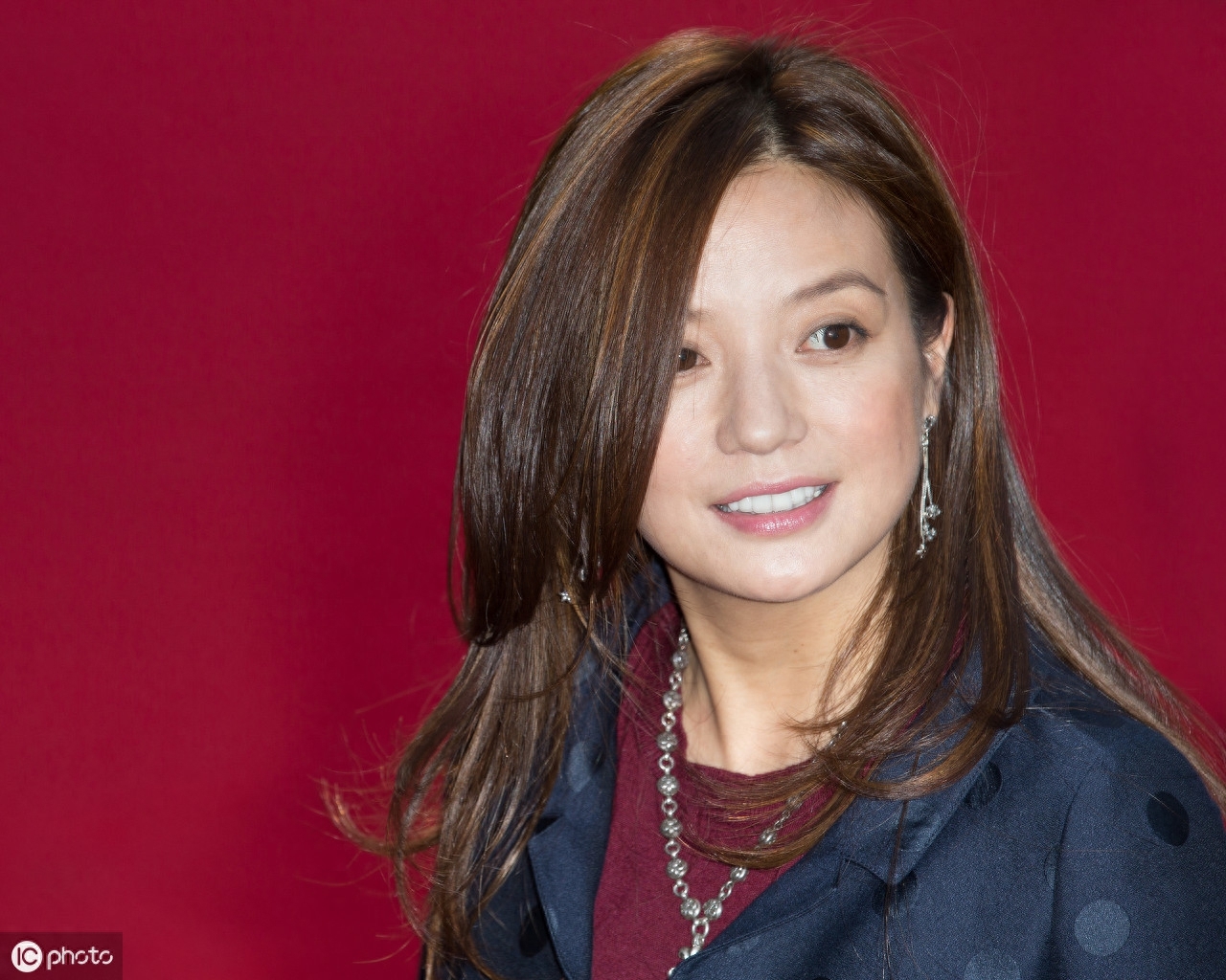 一起吃一顿饭，赵薇就多了一个二胎儿子？赵薇方辟谣二胎儿子传闻